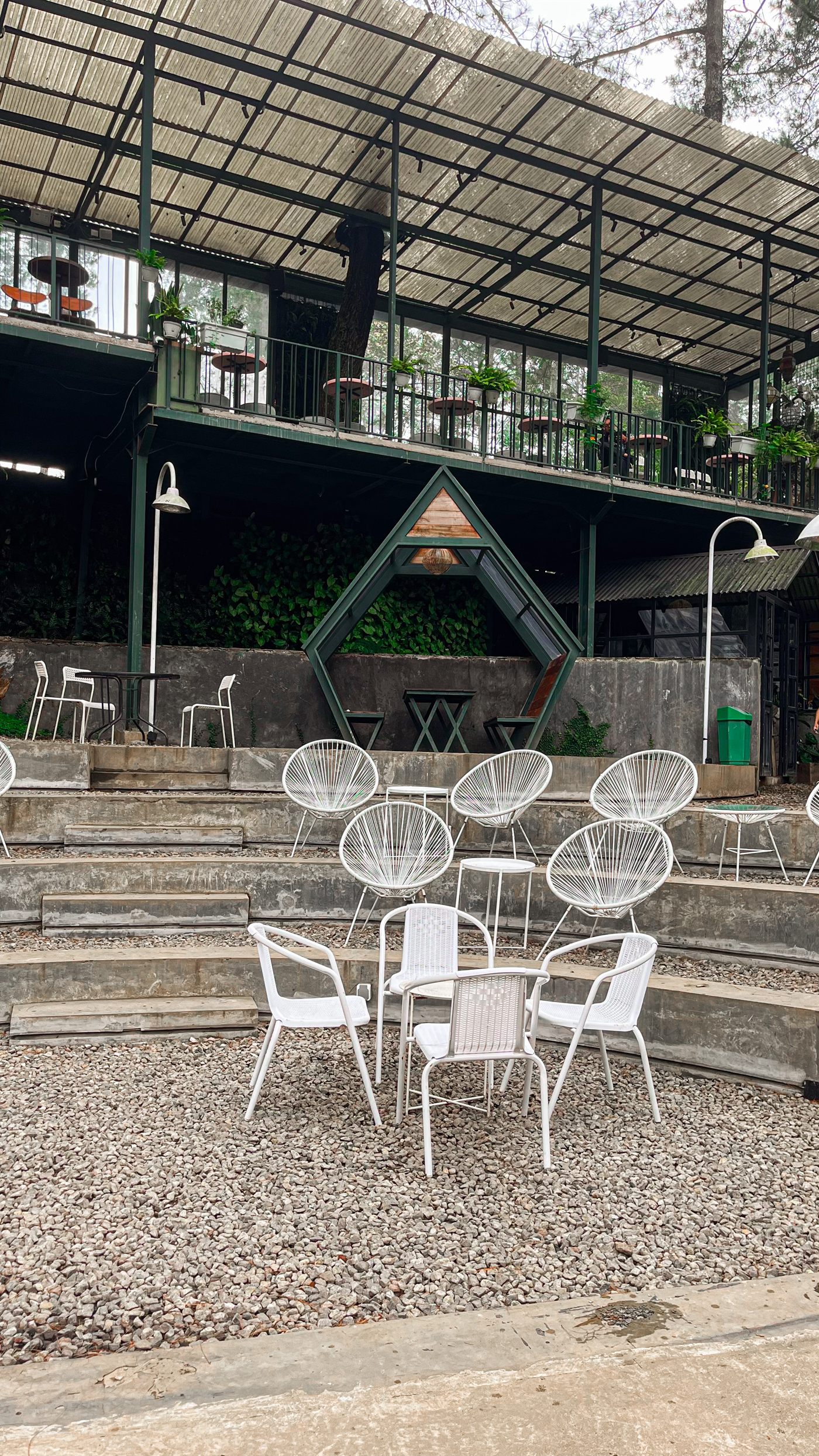 Amphitheater Alam Pinus